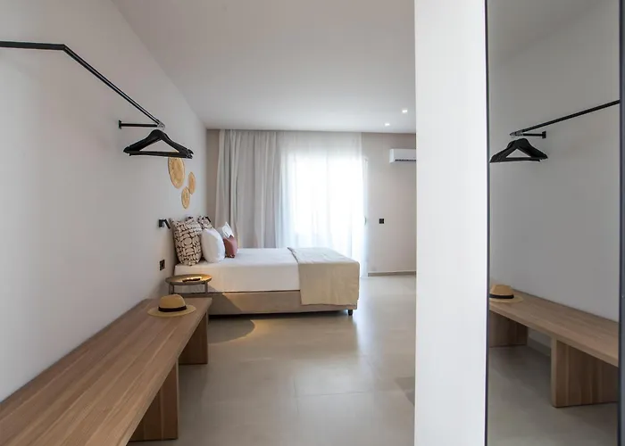 Pado Living פליראקי