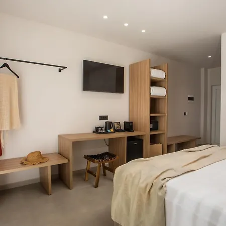 فندق Pado Living فاليراكي