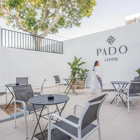 Pado Living فاليراكي