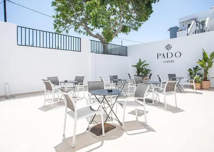 فندق Pado Living فاليراكي