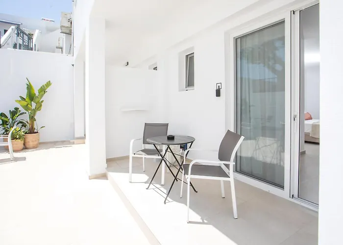 فندق Pado Living *