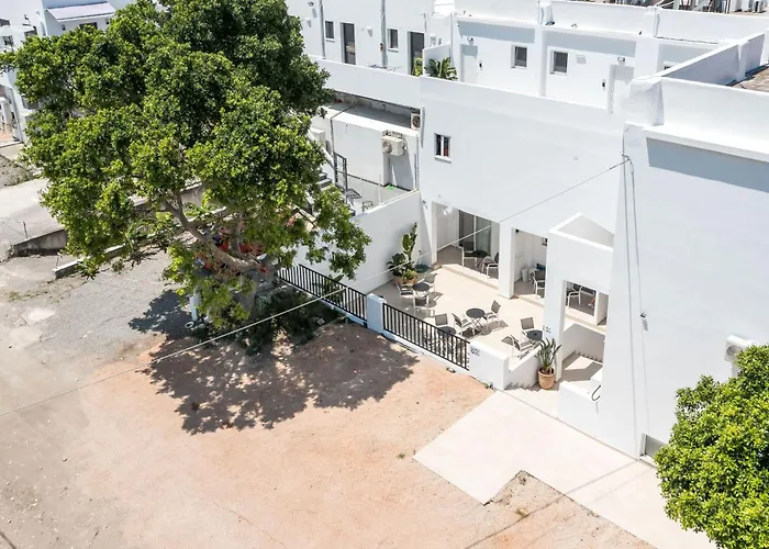 فندق Pado Living فاليراكي